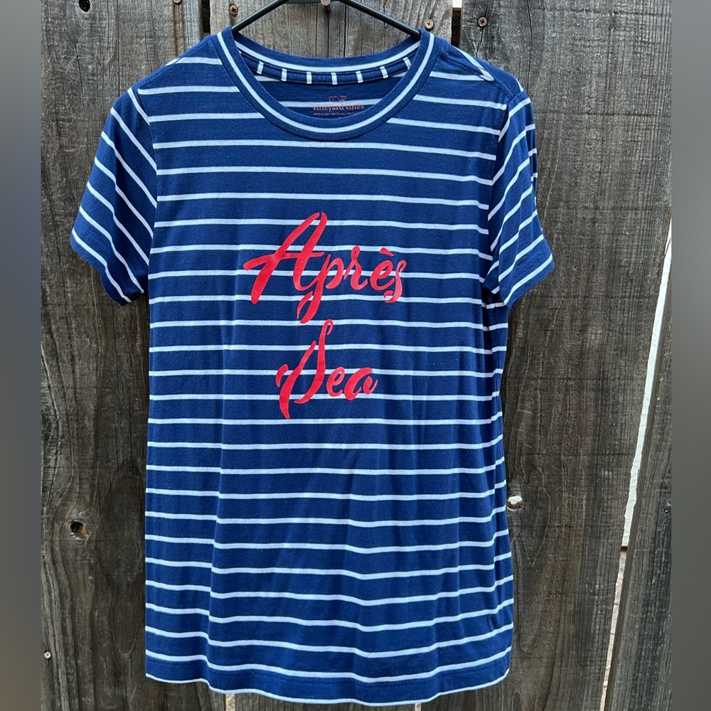 Vineyard Vines striped tee shirt